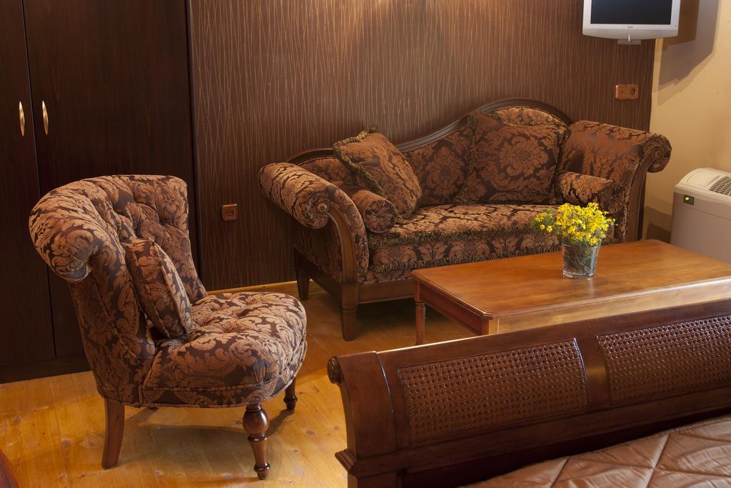Refanidis Natural Luxury Hotel Áno Poróïa エクステリア 写真